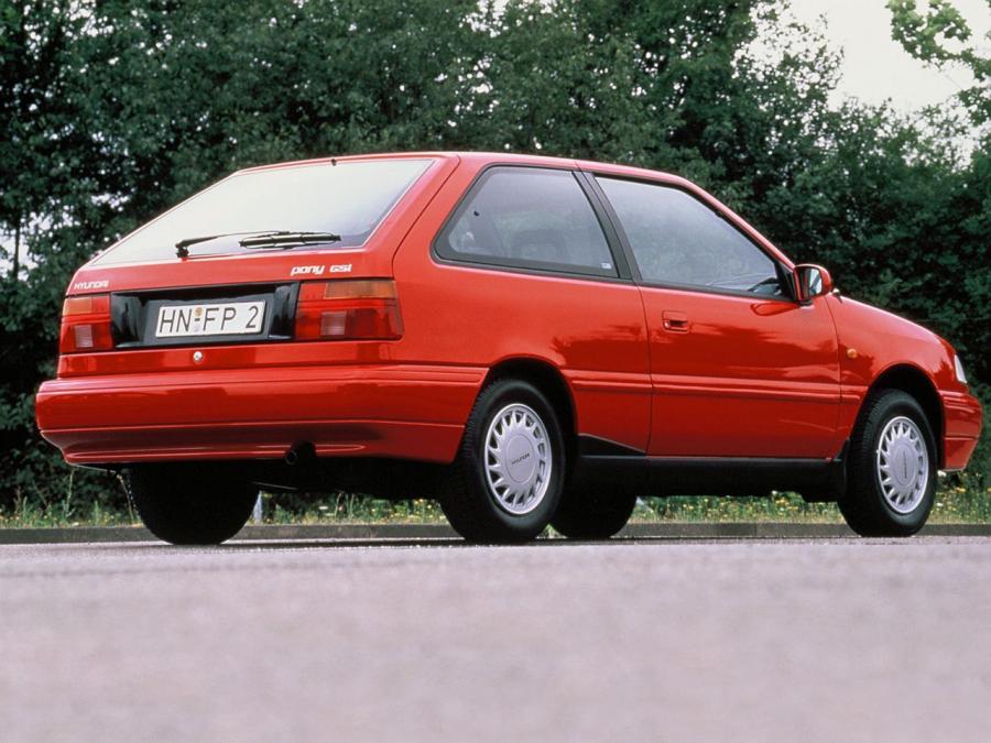  Hyundai Pony 3-Door 1990 года  (фото 2 из 3)